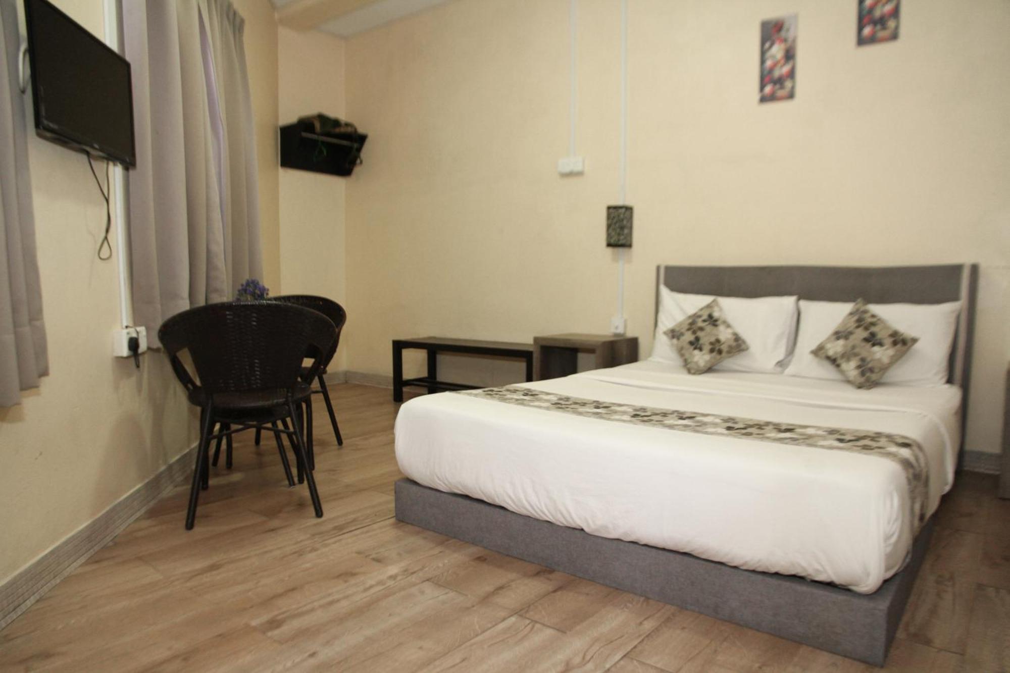 Myra Hotel Mersing Eksteriør bilde