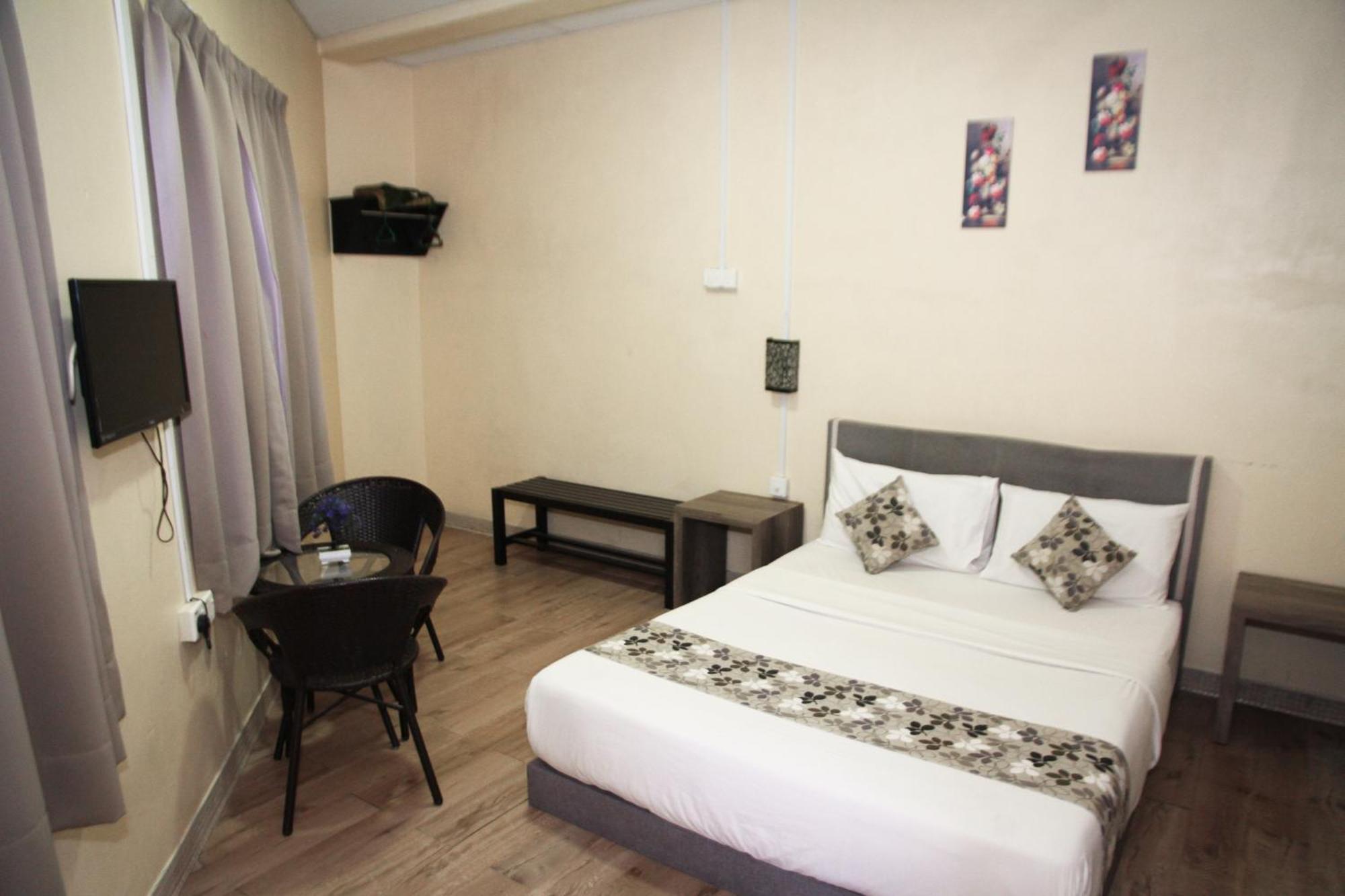 Myra Hotel Mersing Eksteriør bilde