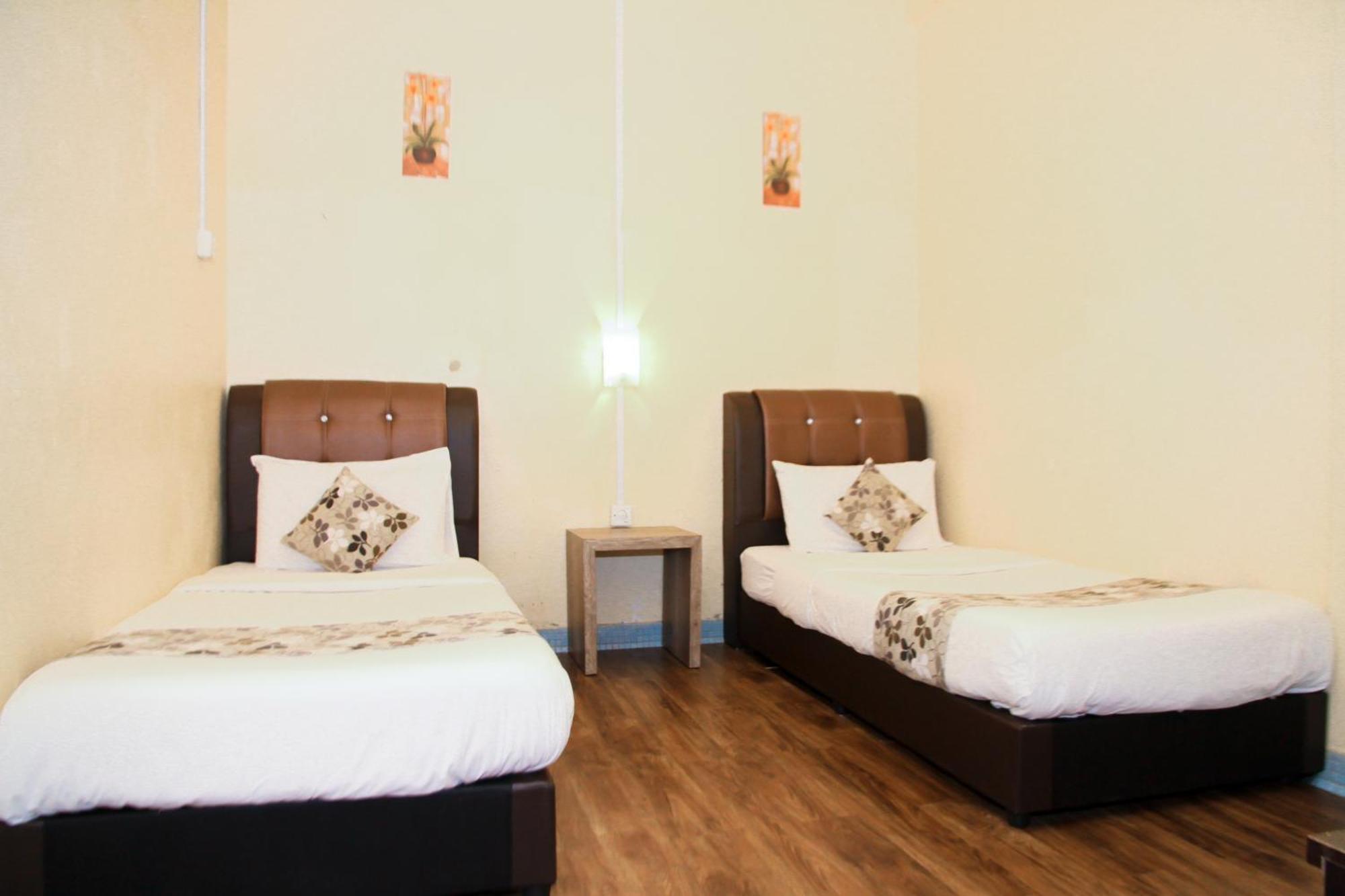 Myra Hotel Mersing Eksteriør bilde